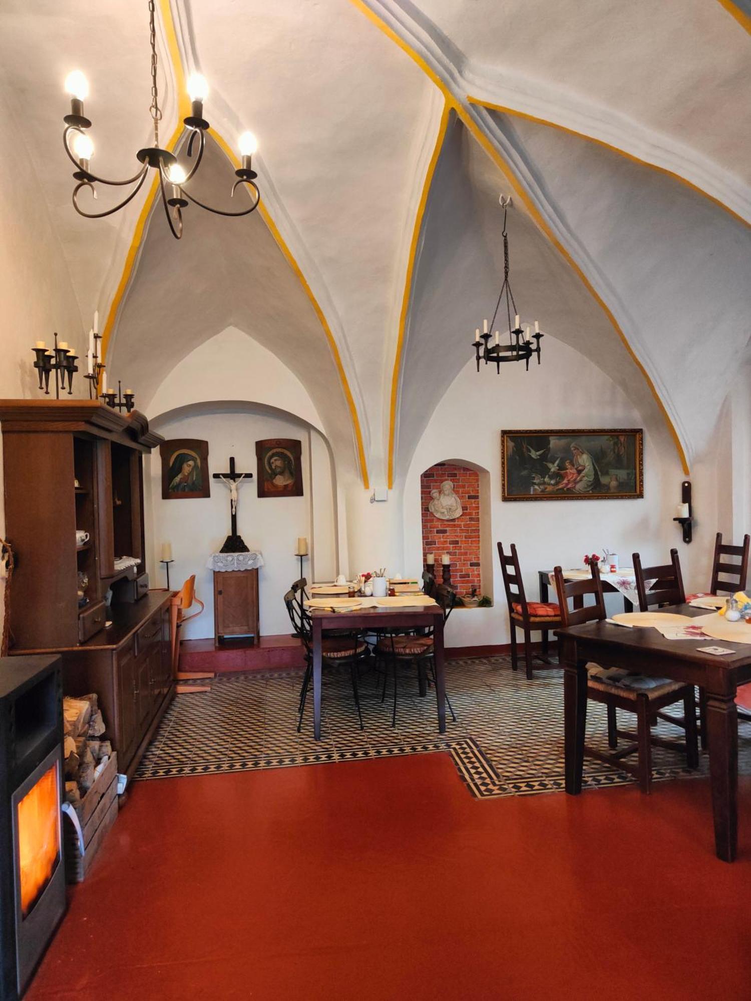 Velká Bukovina Bed And Breakfast Tvrz المظهر الخارجي الصورة