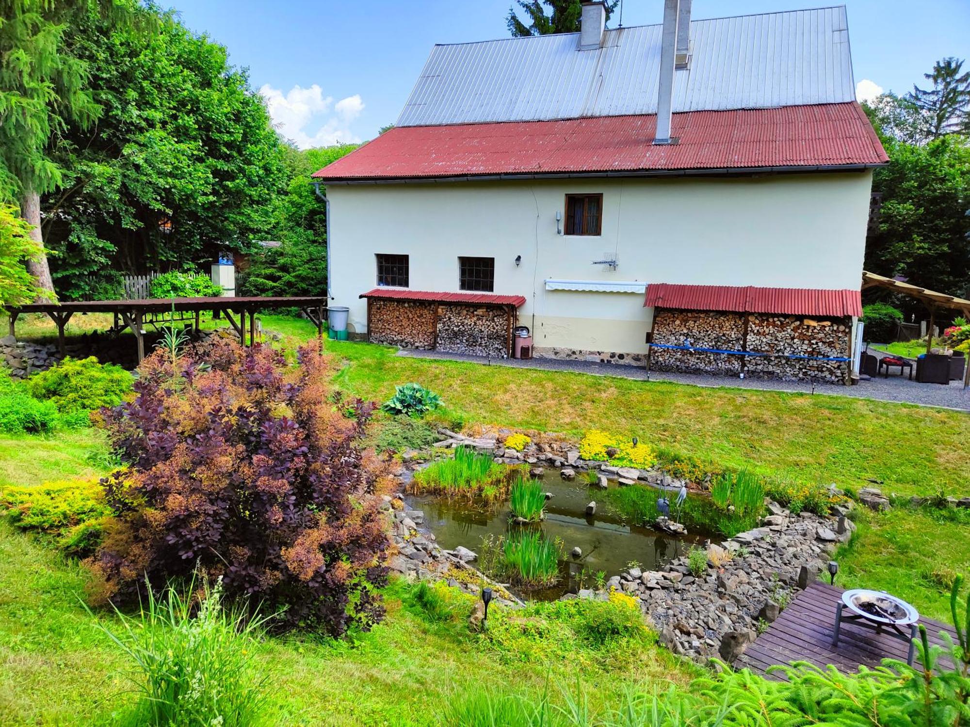 Velká Bukovina Bed And Breakfast Tvrz المظهر الخارجي الصورة