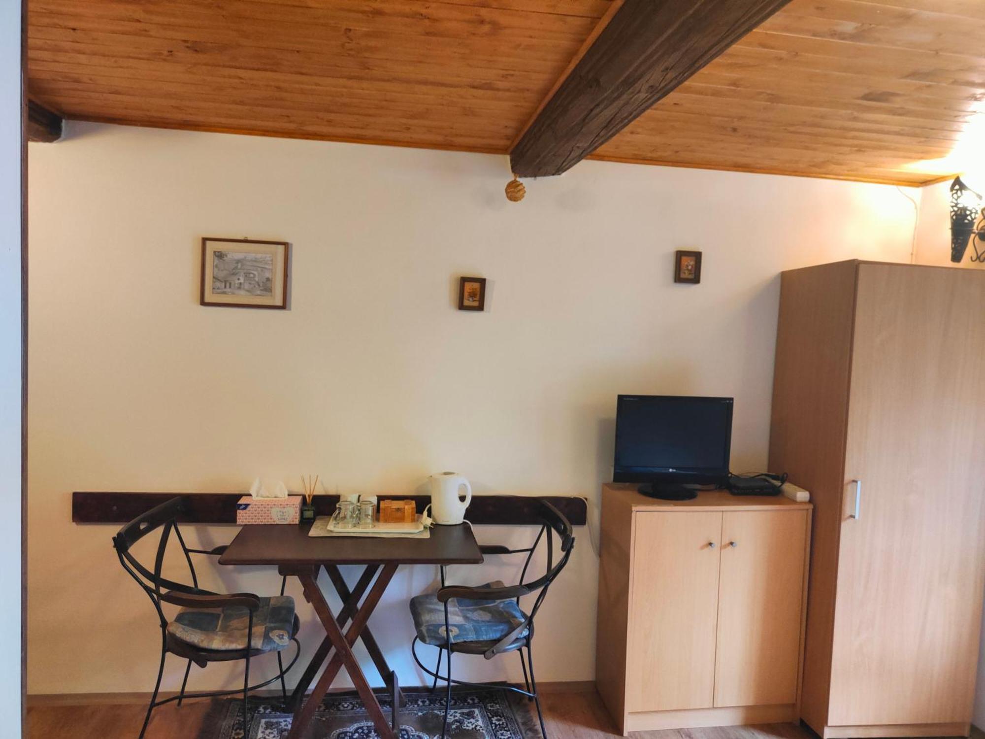 Velká Bukovina Bed And Breakfast Tvrz المظهر الخارجي الصورة